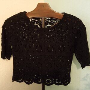 Black crochet cotton top NWOT Small